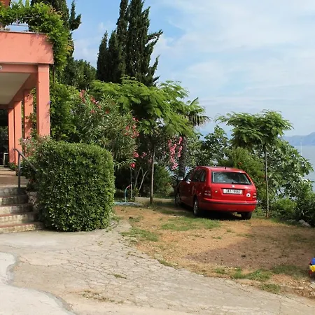 By The Sea - 2354 Apartman